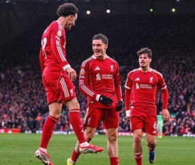 乐鱼登录入口-索博失点维尔茨建功，利物浦1-1倒数第2，四轮不胜斯洛特帅位告急